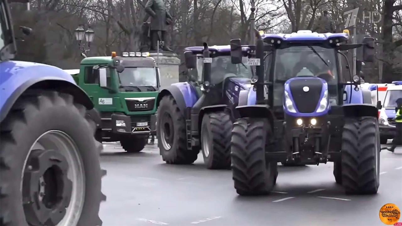 Центр германской столицы оккупировали фермеры