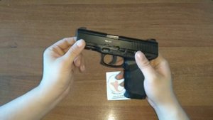 Обзор пневматического пистолета Gletcher TRS 24\7, пластик