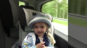 Максим Галкин учит детей выговаривать буквы