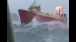 Самые большие волны в Каспийском море Xezer denizi