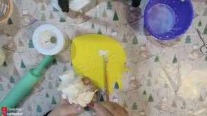 Новогодние поделки/Процесс лепки новогодних игрушек на ёлку из папье-маше своими руками. Paper mach
