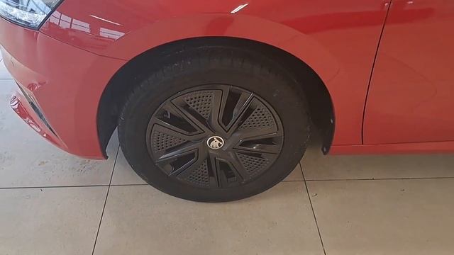 222D3020 - 2022 Skoda Fabia 1.0 MPI 65HP AMBITION 21,950 смотреть онлайн