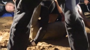 Профик из ММА удушил Регбиста за 2 тысячи рублей!!! Стрелка