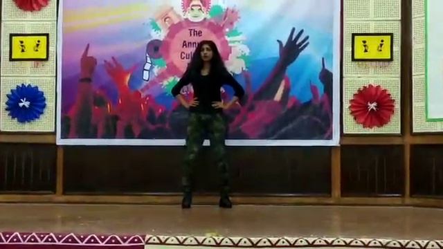 Fashion show by AIE group смотреть онлайн