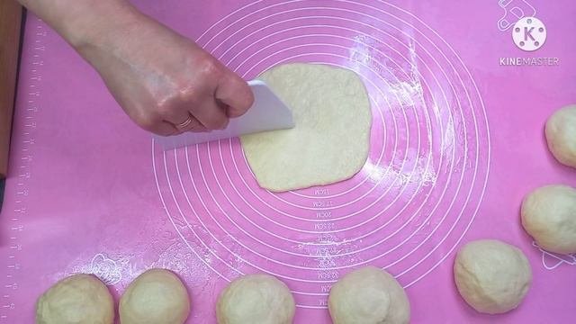 Если у Вас остался стакан кефира!Приготовьте очень воздушные и вкусные булочки.