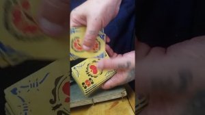 Игральные тюремные карты.