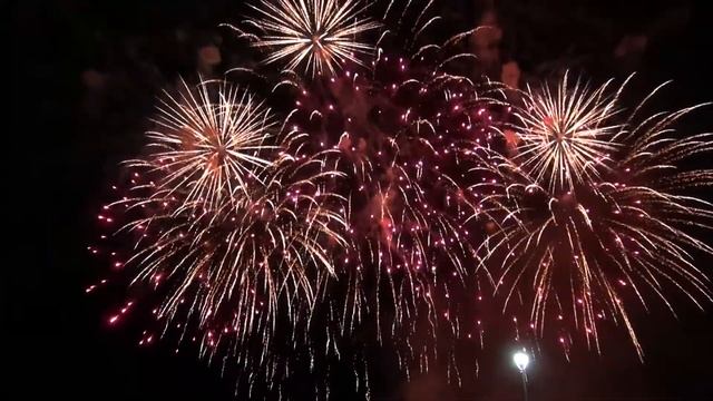 Салют в честь дня города Ангарска 2022 (полное видео) смотреть онлайн