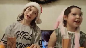 ?ЛУЧШАЯ НОВОГОДНЯЯ ПЕСНЯ ?.?МАНДАРИНКА?.