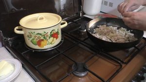 Блинчики фаршированные.  Блины с начинкой из курицы и сыра.  Пальчики оближешь!