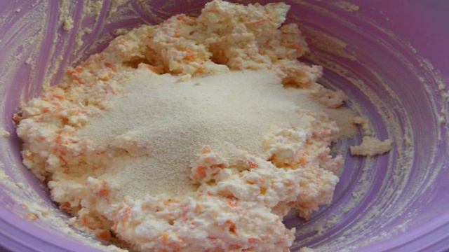Творожные сырники с тыквой и сливами