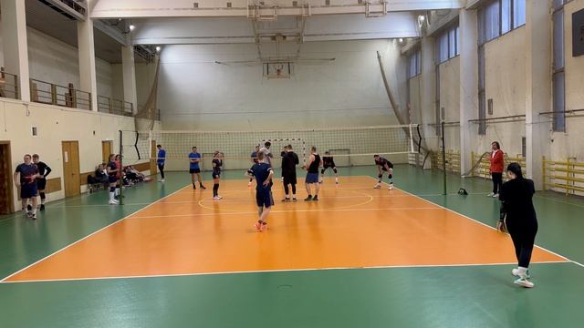 12-11-2023/2/Крепкие орешки смотреть онлайн