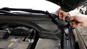 Установка газового упора капота Hyundai Elantra 6