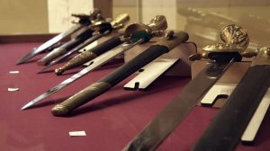В Лидском замке открылась выставка холодного оружия из частной коллекции