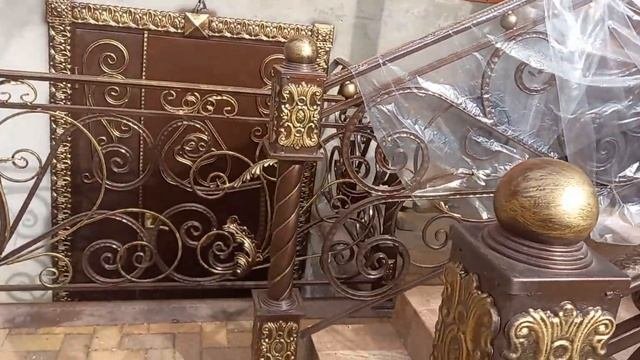 Перила холоднокованые из профильной трубы!