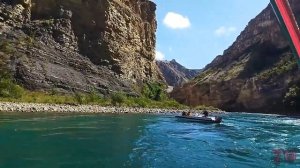 СУЛАКСКИЙ КАНЬОН, ЕДЕМ ПО СЕРПАНТИНЕ, КАТАЕМСЯ НА КАТЕРАХ