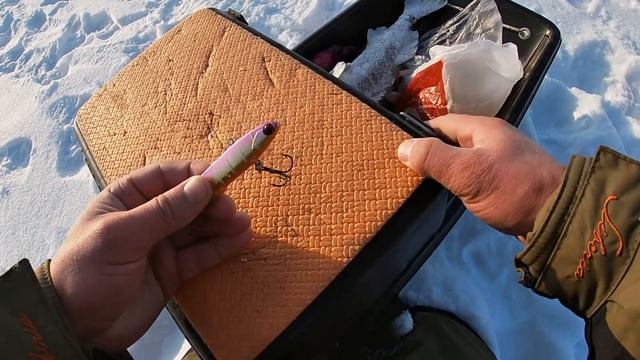 Рыбалка на каме.Судак на вибы в глухозимье. смотреть онлайн