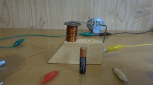 РЕЛЕ СВОИМИ РУКАМИ  с  Нулевым Током Удержания