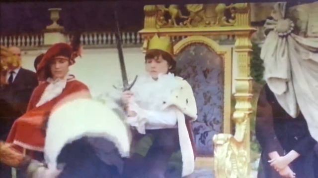 Подарок с характером смешные моменты смотреть онлайн