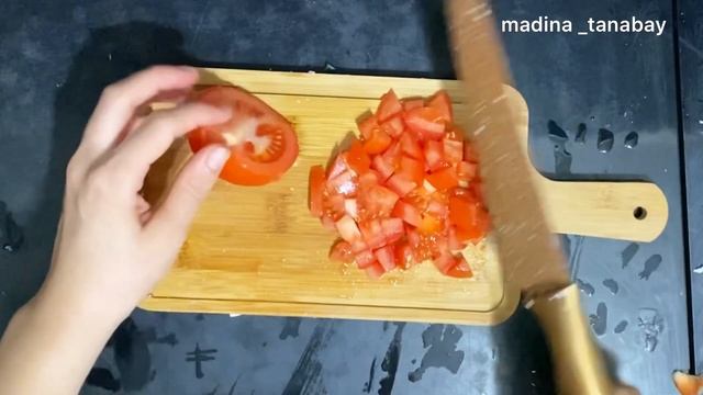 Крабовый салат. Салат с майонезом.