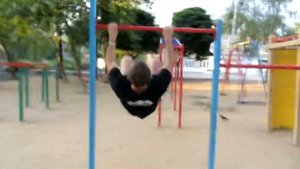 ОБУЧАЛКА БОЛТ,ЗМЕЙ,ЧЕРВЯК НА ТУРНИКЕ / TRAINING BOLT, SNAKE, WORM ON THE BAR