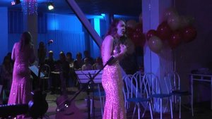 Анчугова Мария и Нонна Микаелян «Украинская народная песня Не пытай».