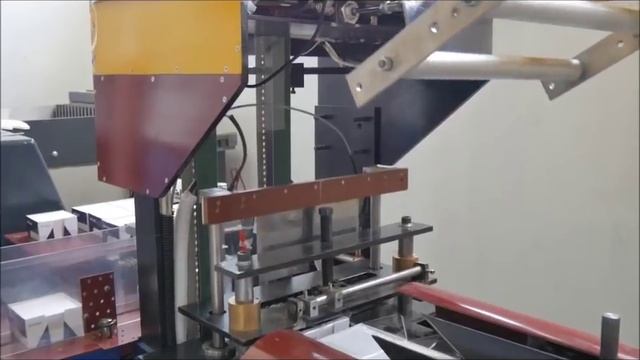 СТАНОК ДЛЯ УПАКОВКИ САЛФЕТОК Automatic napkin packaging machine смотреть онлайн
