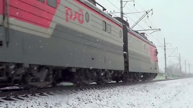 Электровоз ВЛ10у-047 с приветом! смотреть онлайн