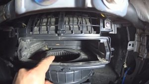 Замена салонного фильтра Hyundai Solaris