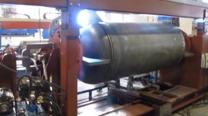 Установка для сварки кольцевых швов при сварке баллонов и ресиверов