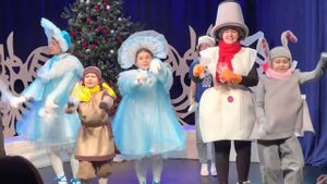 Интерактивный спектакль «ЁЛОЧКИ-ИГОЛОЧКИ» 04.01.2023. 13:00 - «ДИНЬ-ДИНЬ-ДОН»