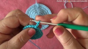 Круглый мотив из столбиков с накидом крючком