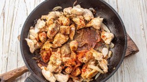 Лобио с курицей и красной фасолью