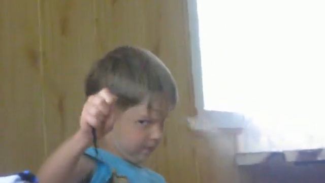 Илюха, скакалка, смех смотреть онлайн