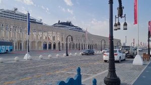 Варианты экскурсий - порт Доха Катар. Как доехать с порта Дохи до города, рынка. Аквариум в порту