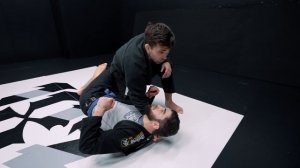 Кросс чоук из халф гарда / УДУШАЮЩИЙ БОЛЕВОЙ