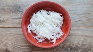 Салат с дайконом, огурцом и помидором