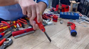 Несгибаемый строительный нож Knipex Cutix. Новинка! Канцелярский нож Книпекс