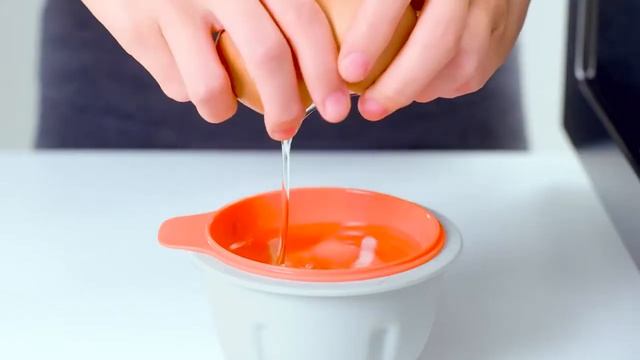 Форма для приготовления яиц пашот в микроволновой печи M-Poach™ от Joseph Joseph