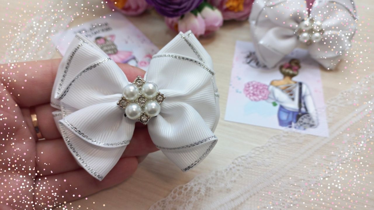 ПРОСТО и КРАСИВО!!! Школьные бантики из лент🎀
