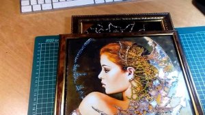 Примеры картин для интерьера своими руками. Инкрустация настоящими стеклянными стразами картин