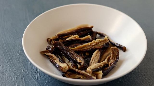 Баклажаны вяленые по-корейски