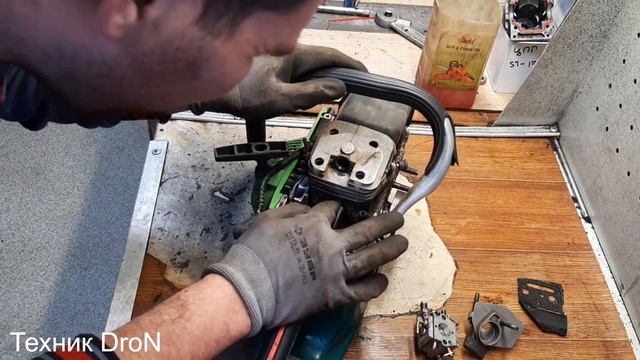 Бензопила "Зубр" ,сборная солянка!ВЫсокие обороты на пиле. смотреть онлайн