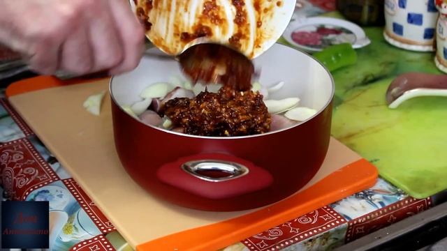 Куриные крылышки по корейски Дакбоккымтан