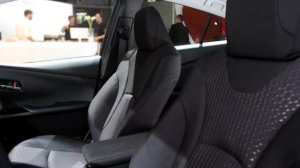 Der Toyota Prius Plug-in Hybrid auf dem Pariser Autosalon 2016