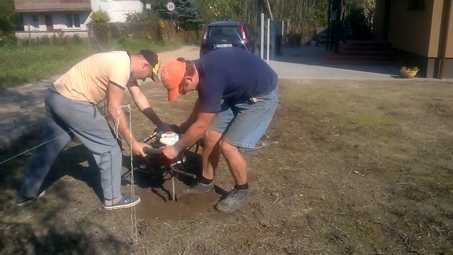 2 dalis Bandome benzinį žemės grąžtą STIHL BT121 смотреть онлайн