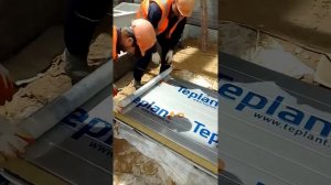 Снятие плёнки с сэндвич панели 2