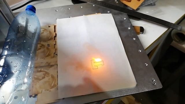 CO2 Laser Marking Machine 30W / лазерный со2  маркиратор 30 вт. Резка бумаги