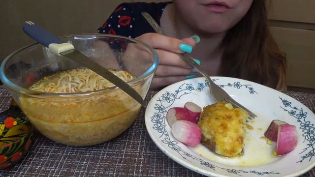 тайская лапша мукбанг/стожки смотреть онлайн