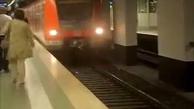 S-Bahn-Station Frankfurt (Main) Hauptbahnhof смотреть онлайн