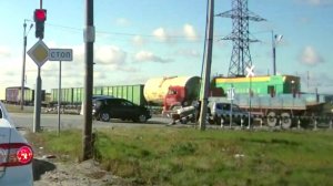 Новый Уренгой - Поезд сбил грузовик.
